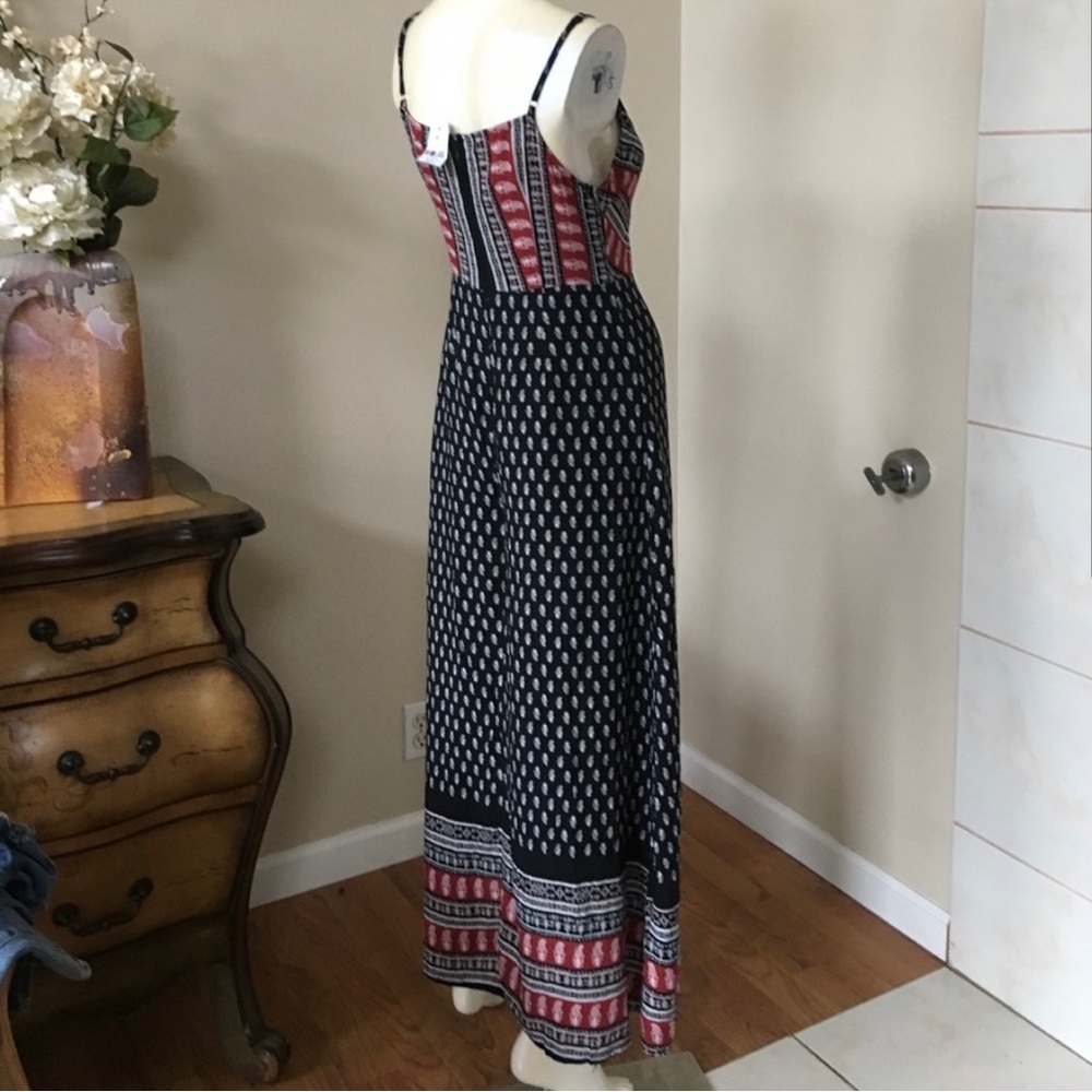 Romper - Picture 2 of 6